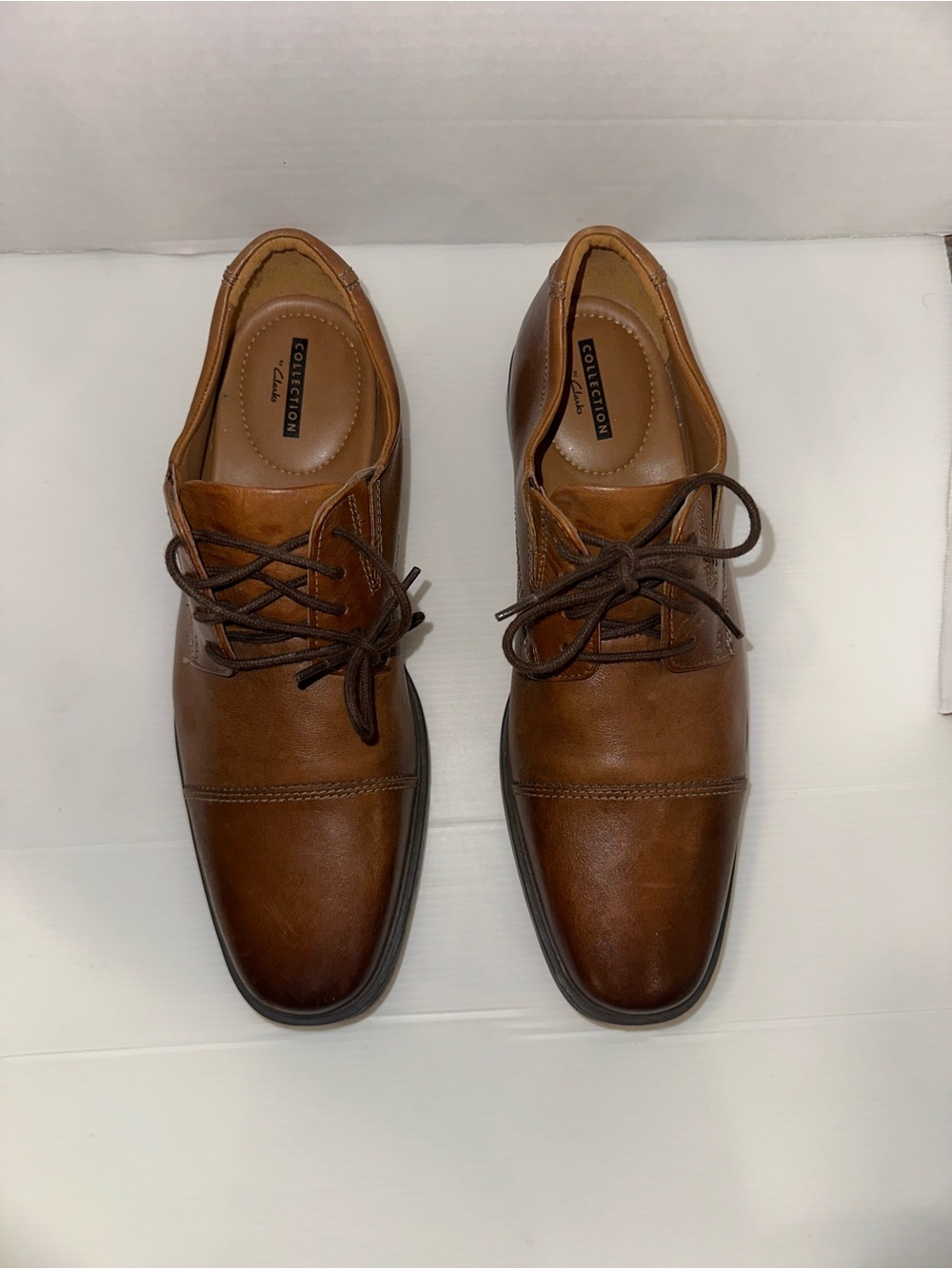Clarks Tan Brown Leather Cap-Toe Derby Shoes
